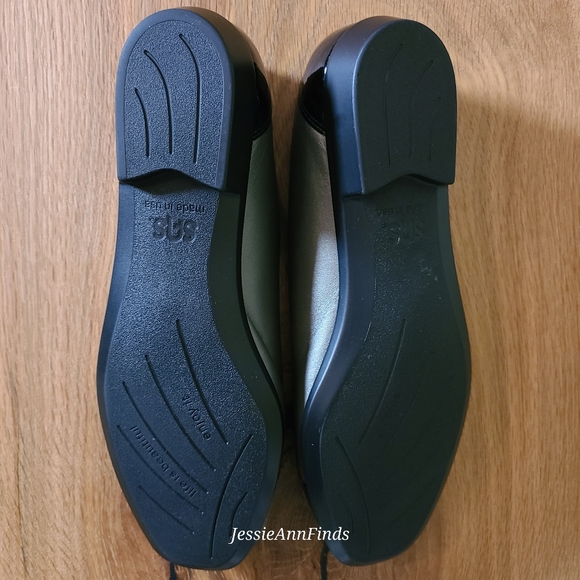 SAS Coco Silver Black Leather Slip-on Loafer Flats, Size 10.5 - Picture 7 of 13